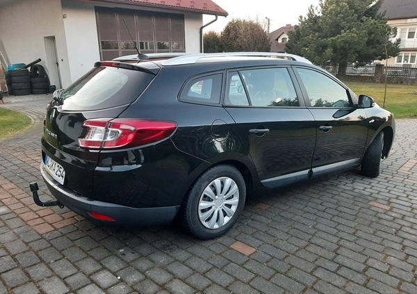 Renault Megane cena 29600 przebieg: 124000, rok produkcji 2012 z Kuźnia Raciborska małe 497